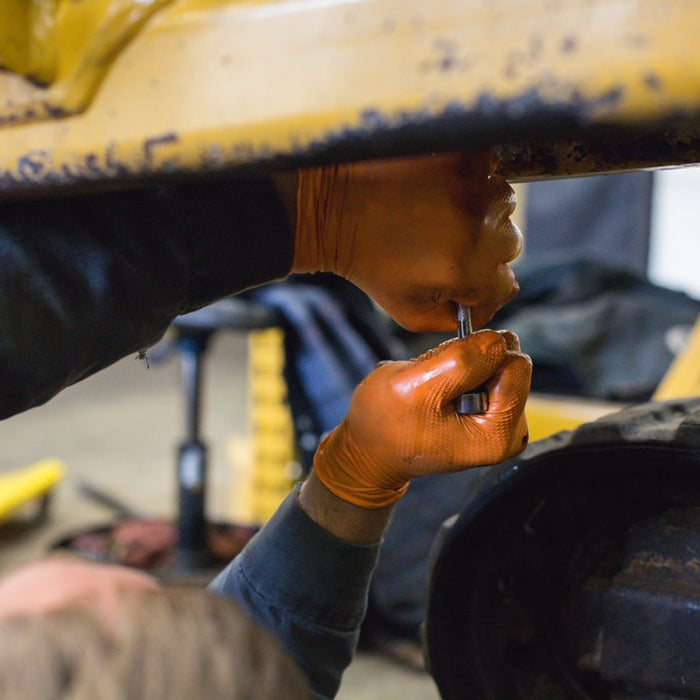 How to Find the Thickness of Disposable Gloves